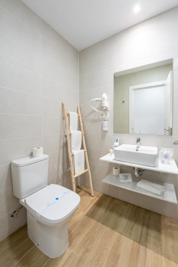 Hostal Romerito Málaga Eksteriør bilde